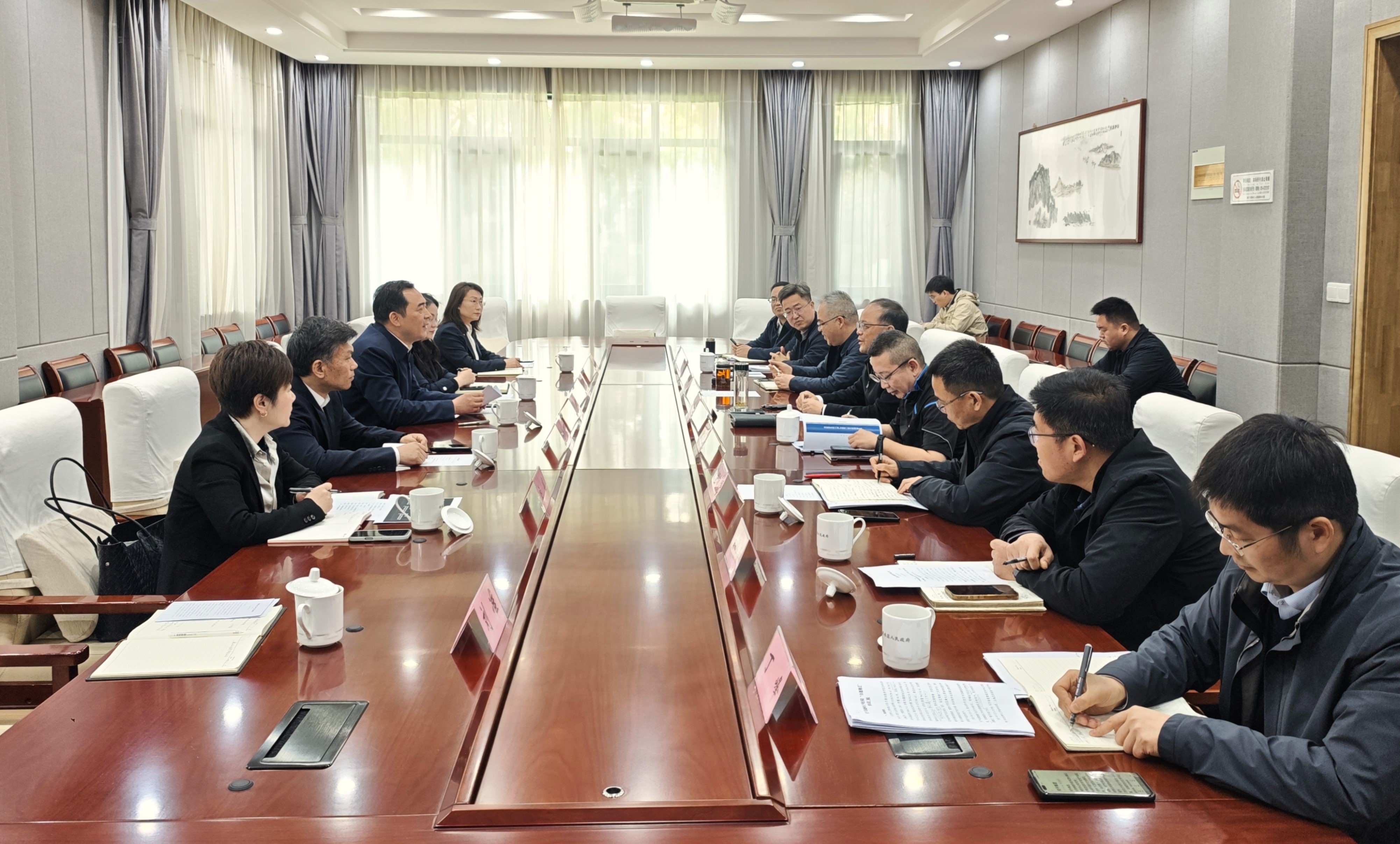 周君董事長拜會溧水區(qū)委書記王國平